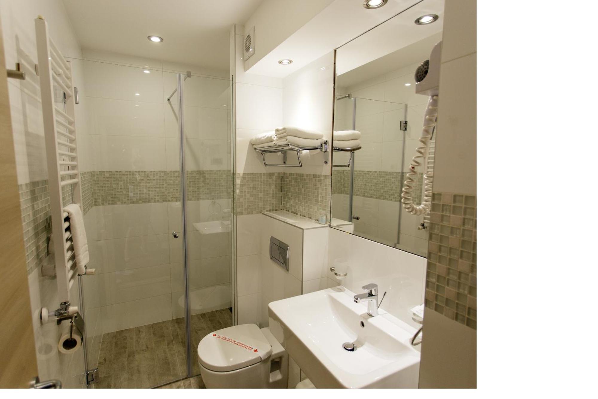 Hotel Kragujevac Bagian luar foto