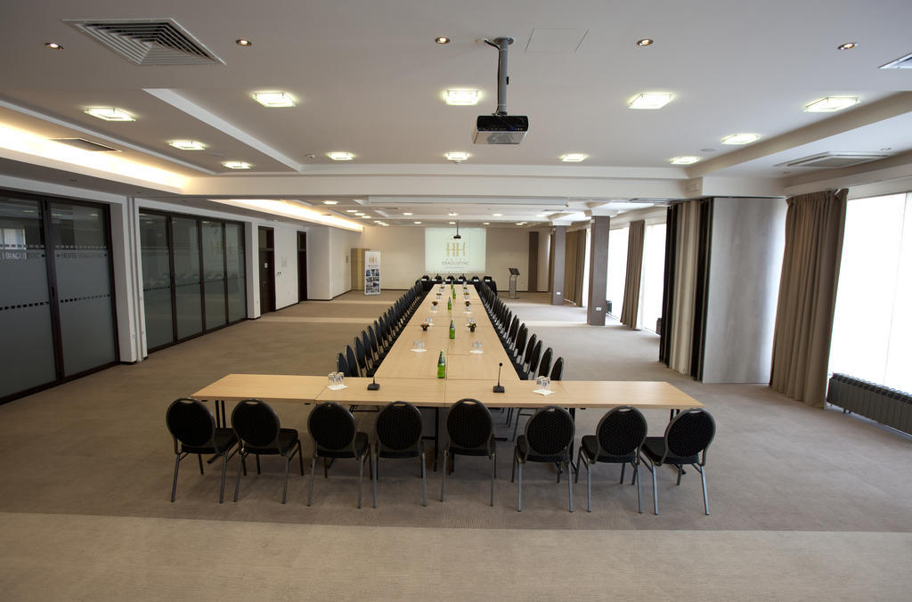 Hotel Kragujevac Bagian luar foto