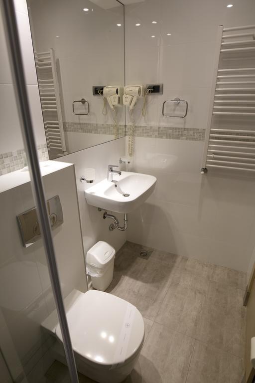 Hotel Kragujevac Bagian luar foto