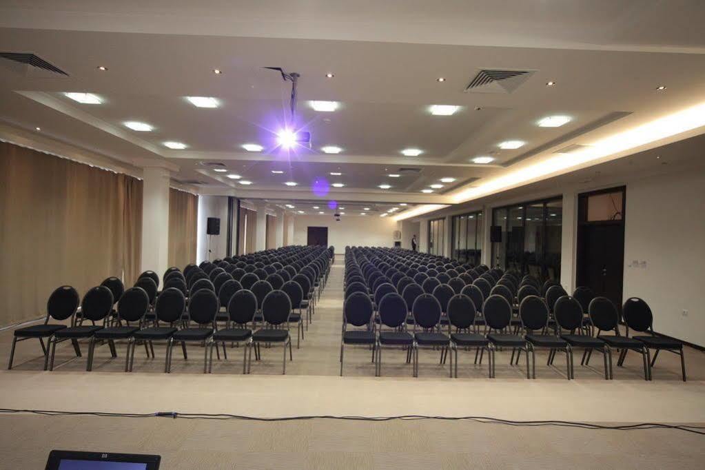 Hotel Kragujevac Bagian luar foto