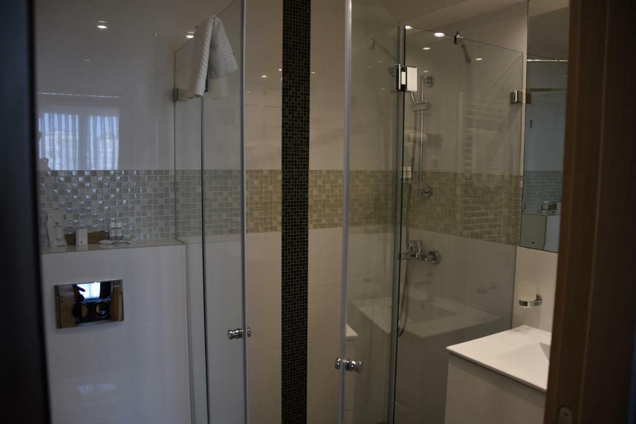 Hotel Kragujevac Bagian luar foto
